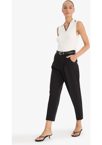 Carrot Fit Cep Detaylı Yüksek Bel Düz Paça Gabardin Pantolon F7446AX25AU