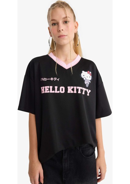 Hello Kitty Oversize Geniş Kalıp V Yaka Sırt Baskılı Kısa Kollu Tişört F9181AX25AU