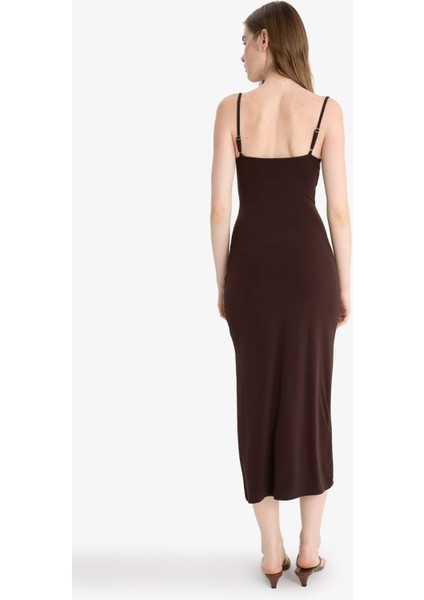 Bodycon Vücudu Saran Askılı Midi Elbise