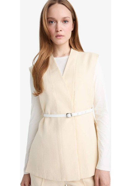 Regular Fit Kemerli Kolsuz Yelek F9350AX25AU