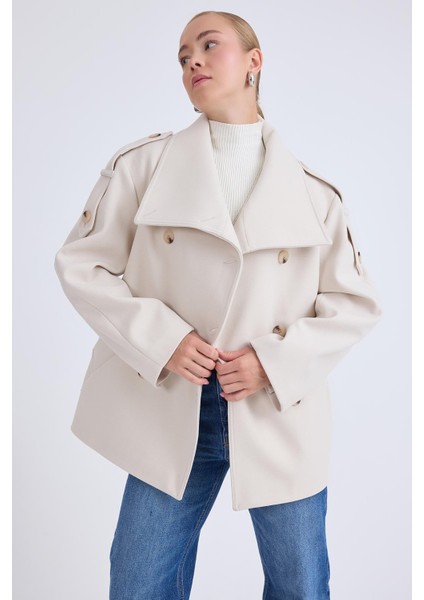 Apolet Detaylı Kısa Kaşe Kaban