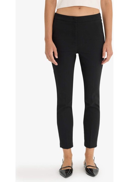 Carrot Fit Çift Cepli Yüksek Bel Dar Paça Standart Boy Twill Pantolon F9763AX25WN