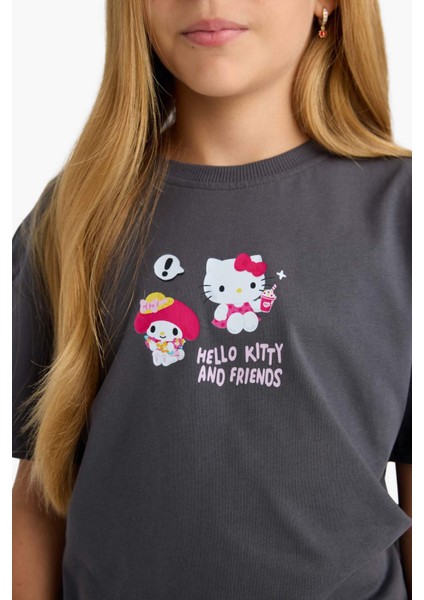 Kız Çocuk Hello Kitty Relax Fit Bisiklet Yaka Sırt Baskılı Kısa Kollu Tişört F9724A825HS