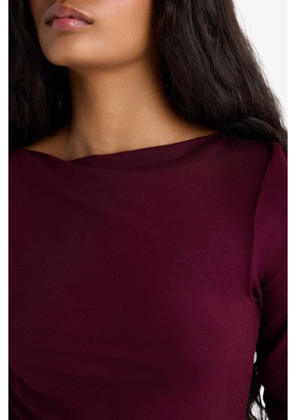 Slim Fit Dar Kesim Kayık Yaka Uzun Kollu Tişört F9029AX25AU