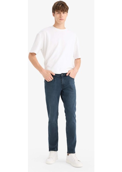 Pedro Slim Fit Dar Kalıp Normal Bel Dar Paça Jean Pantolon R8791AZ25AU