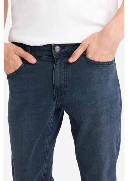 Pedro Slim Fit Dar Kalıp Normal Bel Dar Paça Jean Pantolon R8791AZ25AU