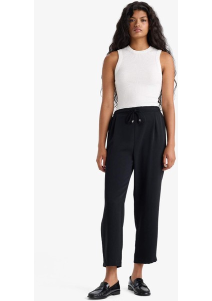 Slim Fit Dar Kesim Basic Düz Bisiklet Yaka Fitilli Kaşkorse Atlet F8721AX25AU