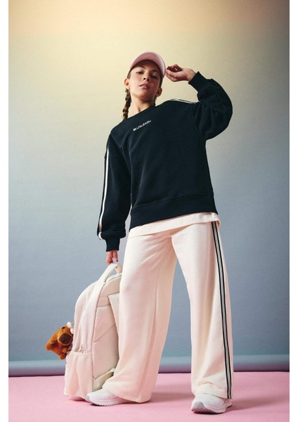 Kız Çocuk Oversize Geniş Kalıp Bisiklet Yaka Baskılı Sweatshirt F2795A825AU