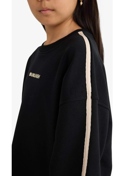 Kız Çocuk Oversize Geniş Kalıp Bisiklet Yaka Baskılı Sweatshirt F2795A825AU