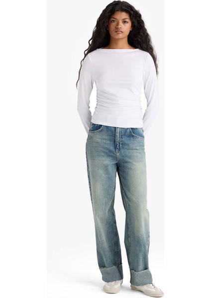 Slim Fit Dar Kesim Kayık Yaka Uzun Kollu Tişört