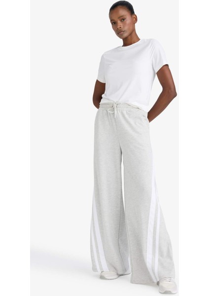 Fit Wide Leg Geniş Paça Şeritli Standart Boy Sporcu Pantolon E7719AX25AU