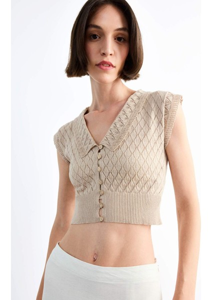 Crop Büyük Yaka Düğmeli Triko Atlet F7500AX25SM