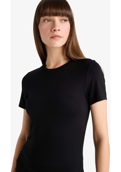 Bedene Oturan Kısa Kollu Tişört-Fall in Love Loungewear G0006AX25WN