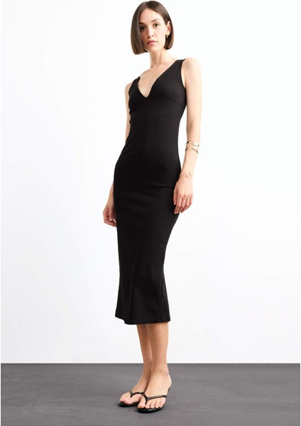 V Yaka Kolsuz Midi Elbise G0390AX25SM