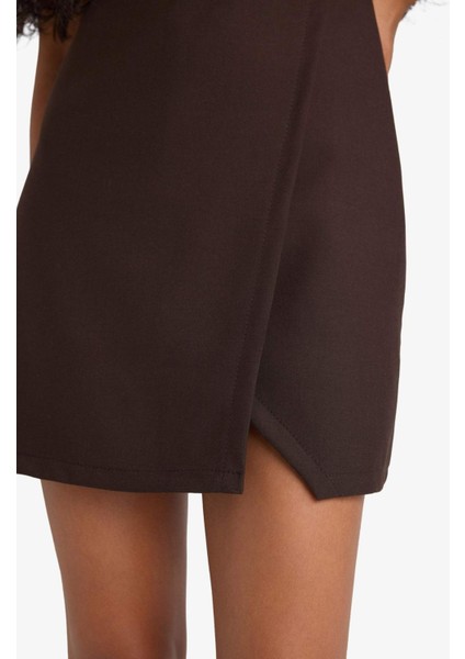 Kare Yaka Kolsuz Mini Elbise