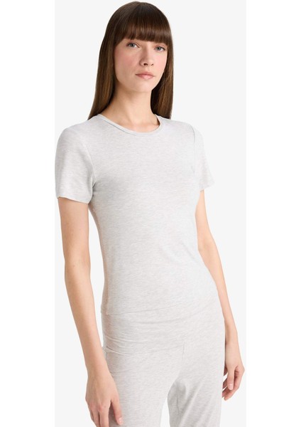 Bedene Oturan Kısa Kollu Tişört-Fall in Love Loungewear G0006AX25WN