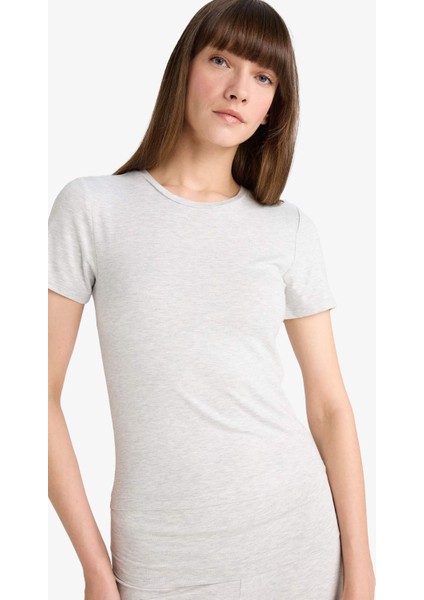 Bedene Oturan Kısa Kollu Tişört-Fall in Love Loungewear G0006AX25WN