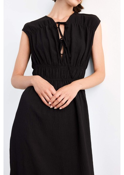 Önü Bağlamalı Kolsuz Midi Elbise G0654AX25SM