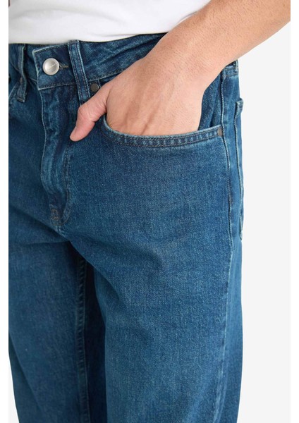 Slim Tapered Fit Dar Kalıp Normal Bel Daralan Paça Jean Pantolon G1307AX25AU