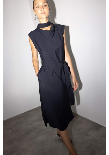 Bağlama Detaylı Modal Kolsuz Midi Elbise G1517AX25AU