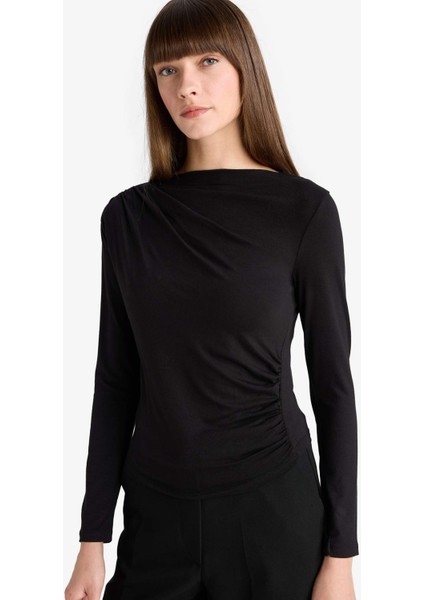 Slim Fit Dar Kesim Kayık Yaka Uzun Kollu Bluz D5300AX25AU