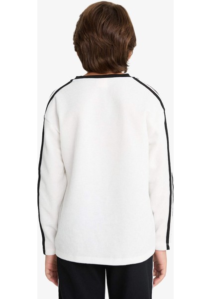 Erkek Çocuk Oversize Geniş Kalıp Bisiklet Yaka Aplike Waffle Uzun Kollu Tişört G1807A825AU