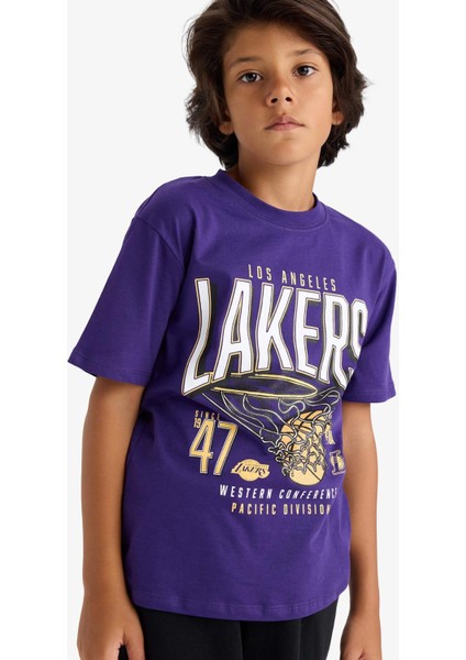 Erkek Çocuk NBA Los Angeles Lakers Sırt Baskılı Kısa Kollu Tişört D9544A825AU