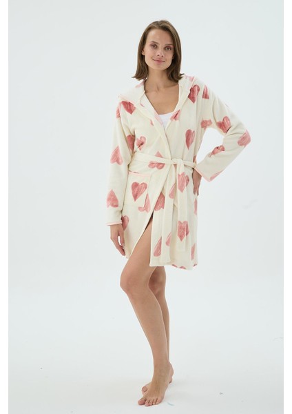 Kadın Kalp Desenli Kuşaklı Polar Krem Kısa Sabahlık C7T8N271