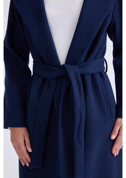 Ceket Yaka Kuşaklı Kaşe Kaban fırsatları