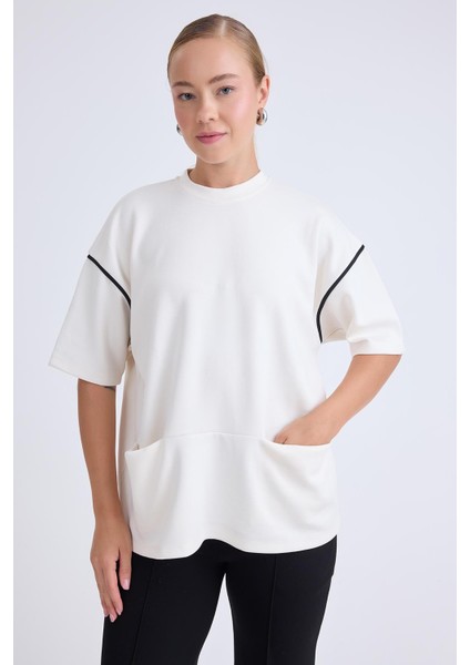 Kanguru Cepli Yuvarlak Yaka Bluz