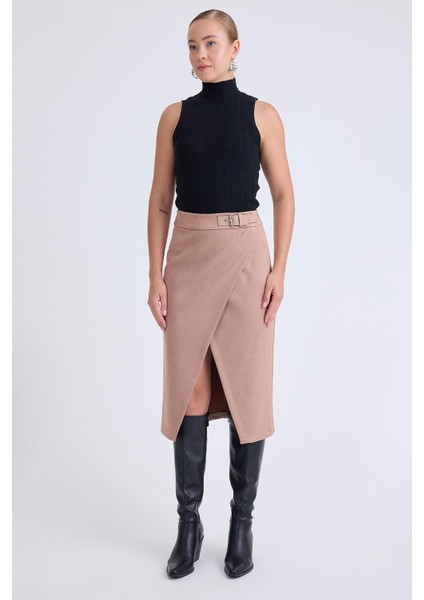 Önü Tokalı Midi Süet Etek