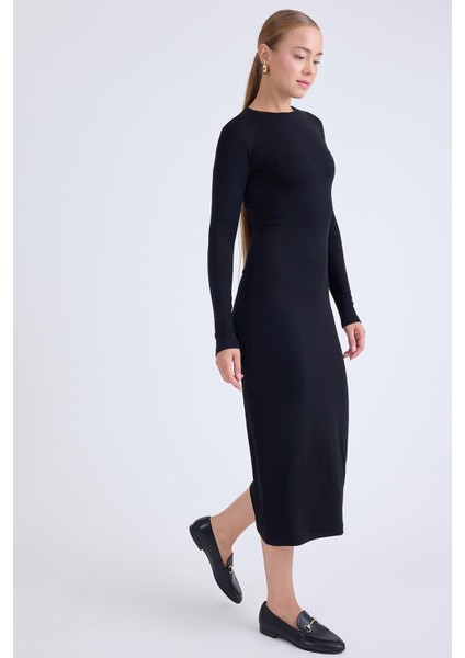 Yuvarlak Yaka Uzun Kol Kalem Elbise fırsatları