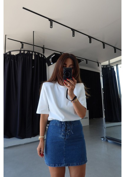 Omuzu Vatkalı Basic Tişört fırsatları