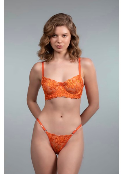 Yaprak Nakışlı Transparan Dantel Sütyen Takımı Desteksiz Balenli 75B-90B