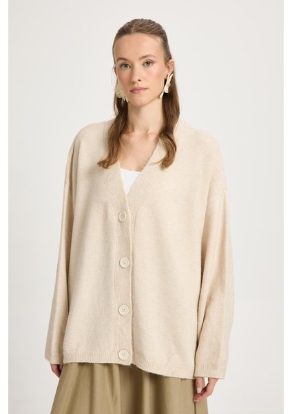 Oversize Düğmeli Triko Hırka Ekru modelleri