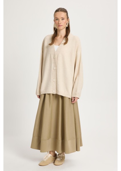 Oversize Düğmeli Triko Hırka Ekru fırsatları
