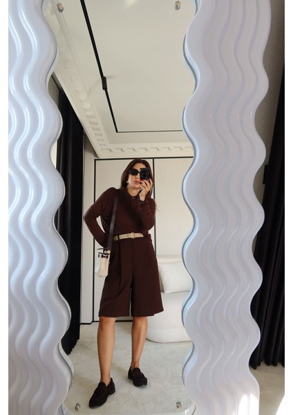 Pileli Basic Kumaş Şort fırsatları