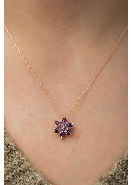 925 Ayar Gümüş Minimal Tasarım Mor Taşlı Lotus Çiçeği Kadın Kolye 42 cm fırsatları
