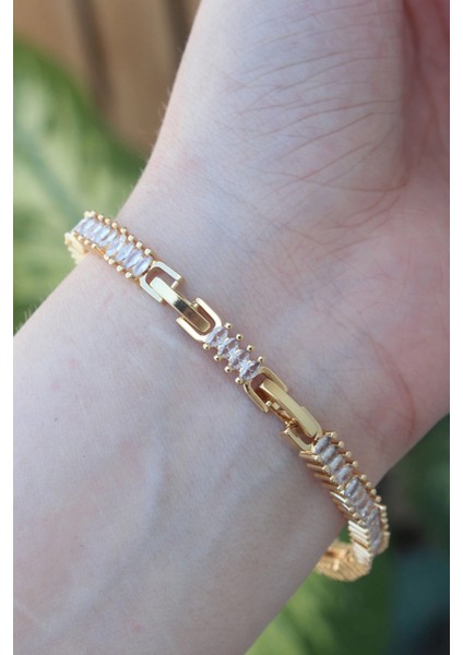 Bfs Vip Seri Pirinç Pembe Zirkon Taşlı Gold Renk Baget Model Bileklik fiyatları