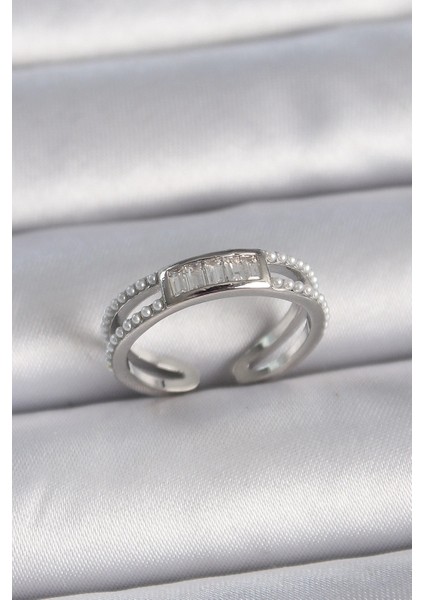 Bfs Pirinç Gümüş Renk Ayarlanabilir Sıralı Incili Zirkon Taşlı Kadın Yüzük