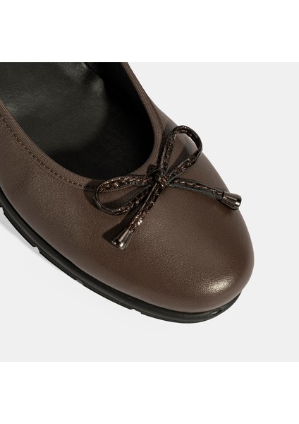 Kadın Kahve Fiyonk Detaylı Desacomfort Deri Ayakkabı fırsatları