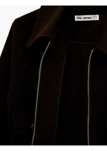 Uzun Kollu Klasik Yaka Cep Detaylı Oversize Fermuarlı Ceket modelleri