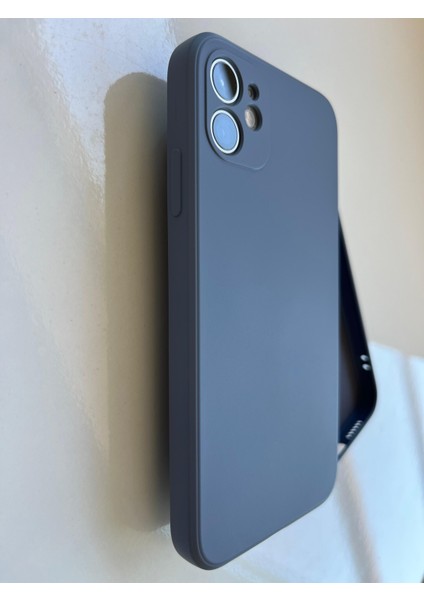 İphone 11 İle Uyumlu Köşeli Kalıp ( 12 GÖRÜNÜMLÜ) Lansman İçi Kadife Esnek Silikon Kılıf modelleri