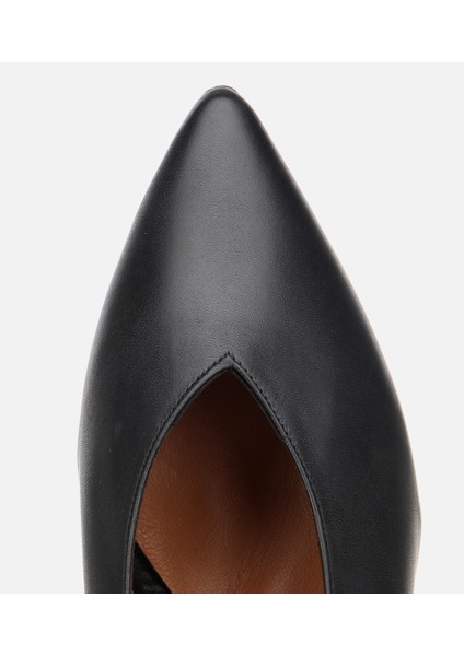 01AYH312560A100 KADIN Deri Siyah Kalın Topuklu Ayakkabı