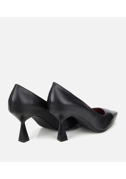 01AYH312510A100 KADIN Deri Siyah Esnek Tabanlı Stiletto