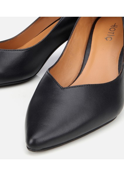 01AYH312470A100 KADIN Deri Siyah Kalın Topuklu Ayakkabı