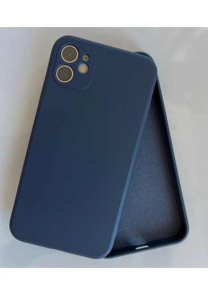 İphone 11 İle Uyumlu Köşeli Kalıp ( 12 GÖRÜNÜMLÜ) Logosuz Lansman İçi Kadife Esnek Silikon Kılıf fiyatları