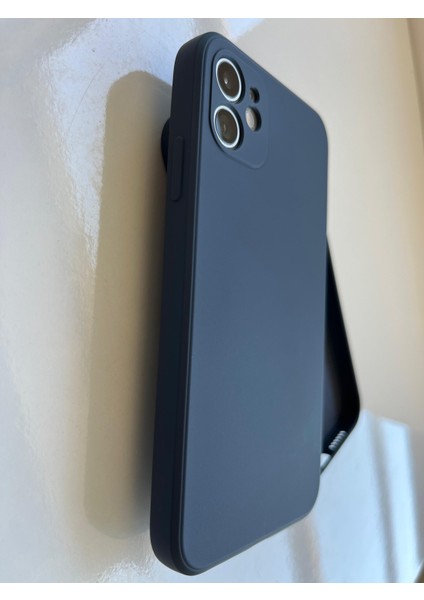 İphone 11 İle Uyumlu Köşeli Kalıp ( 12 GÖRÜNÜMLÜ) Logosuz Lansman İçi Kadife Esnek Silikon Kılıf modelleri