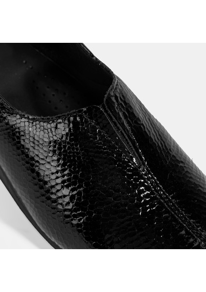 Kadın Siyah Desacomfort Deri Günlük Ayakkabı fırsatları