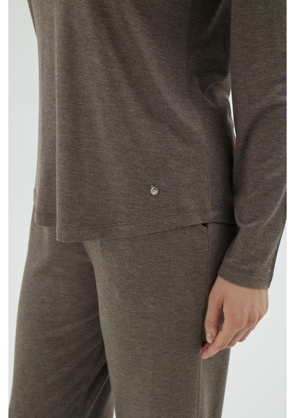 Kadın V Yaka Uzun Kollu Düz Kahverengi Rahat Kalıp Pijama Takımı C6T5N171 fırsatları